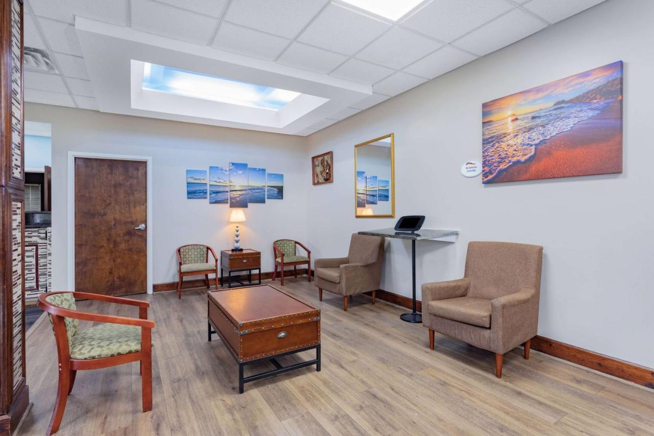 Baymont By Wyndham Midway Tallahassee Bagian luar foto