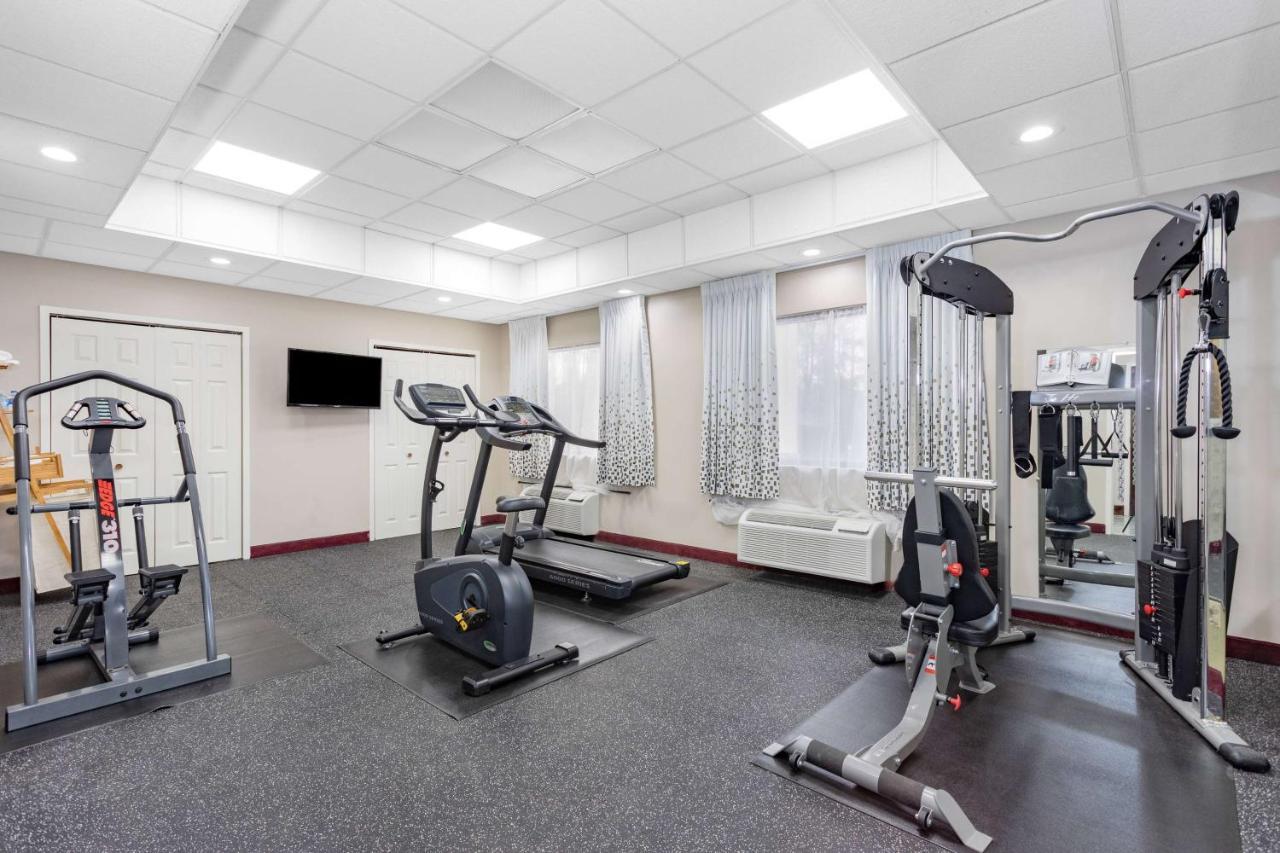 Baymont By Wyndham Midway Tallahassee Bagian luar foto